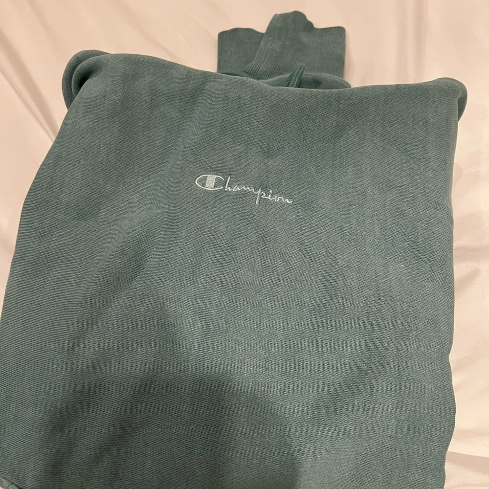 champion sweatshirt and sweatpant set